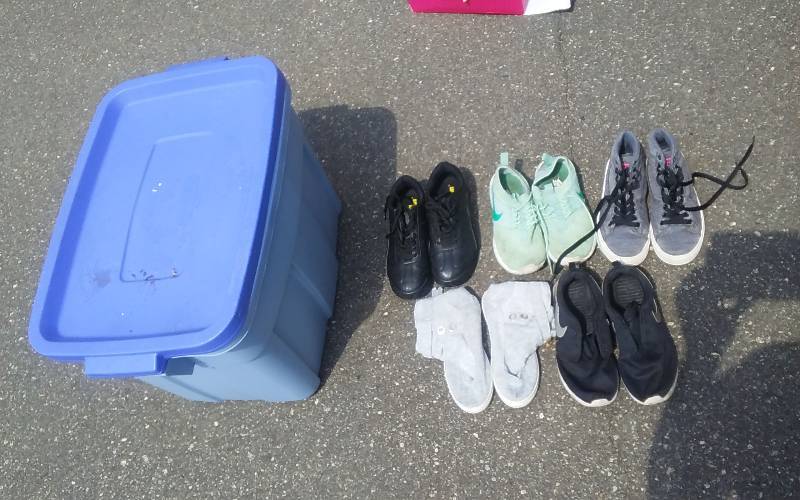 lot 12 image: Ladies Sneakers Size 7-7-12 Includes Tote With Lid