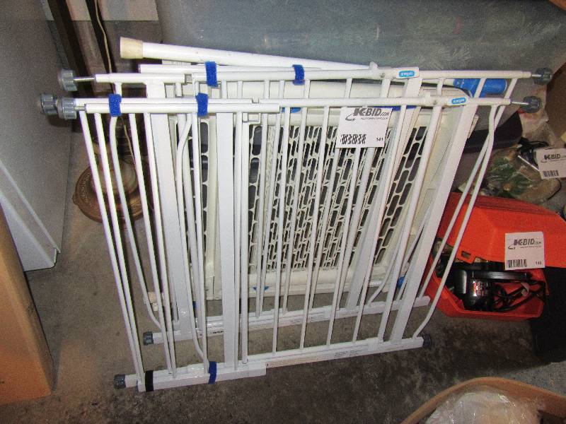 lot 141 image: Lot of Dog Gates