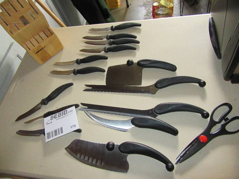 lot 178 image: Miracle Knive Set