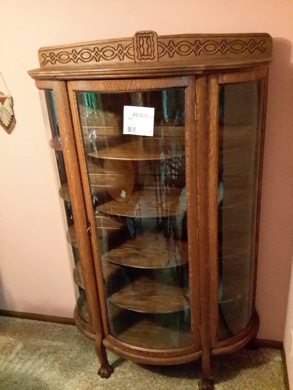 lot 1 image: Upright Glass China Cabinet