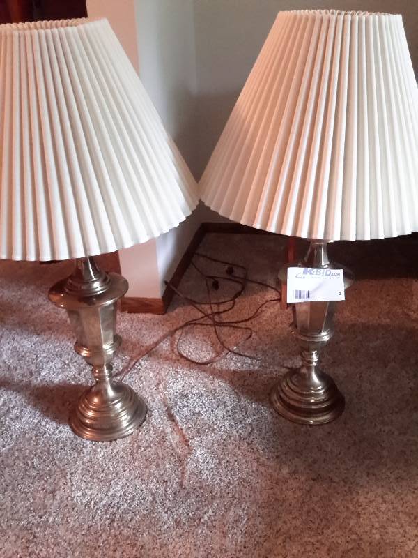 lot 3 image: Pair of Stiffel Brass Lamps