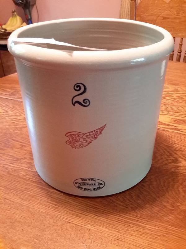 lot 37 image: Red Wing Stoneware Crock