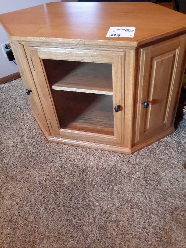 lot 13 image: Riley Holliday, 3 Door TV Cabinet