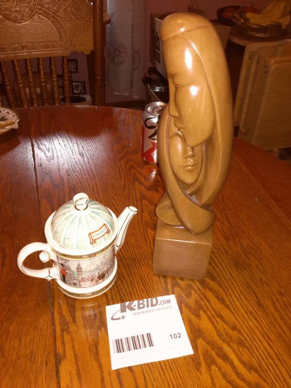 lot 102 image: 1 London Themed Porcelain Mug, 1 Wooden Statue
