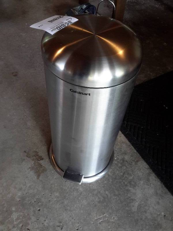 lot 174 image: Cuisinart Trash Can with Foot Pedal
