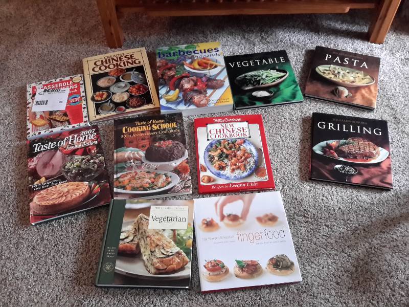 lot 66 image: Lot of Miscellaneous Cook Books (See Close-Ups)