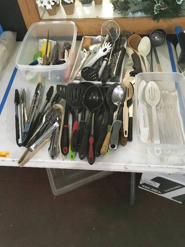 lot 494 image: Misc Serving Spoons and Utensils