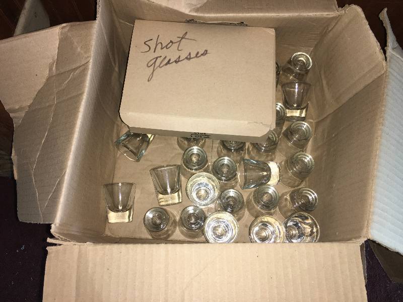 lot 514 image: Shot Glasses