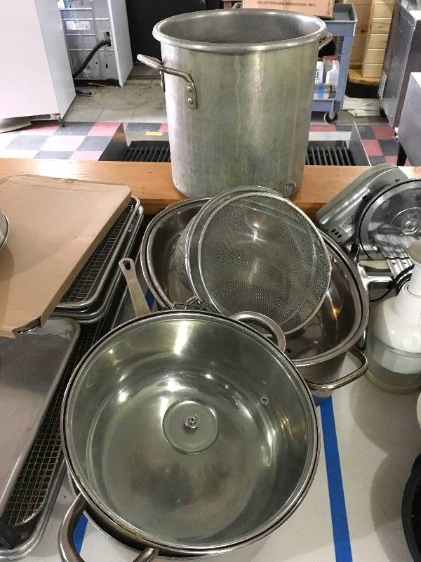 lot 522 image: Mixed Lot Kitchen Items