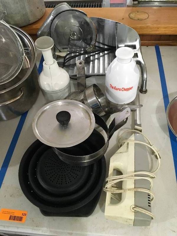 lot 523 image: Mixed Lot Kitchen Items