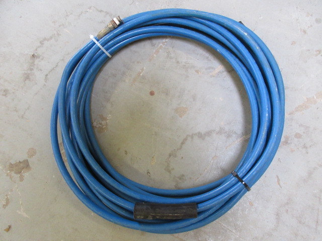 lot 735 image: 50 FOOT EXTRACTOR PRESSURE HOSE