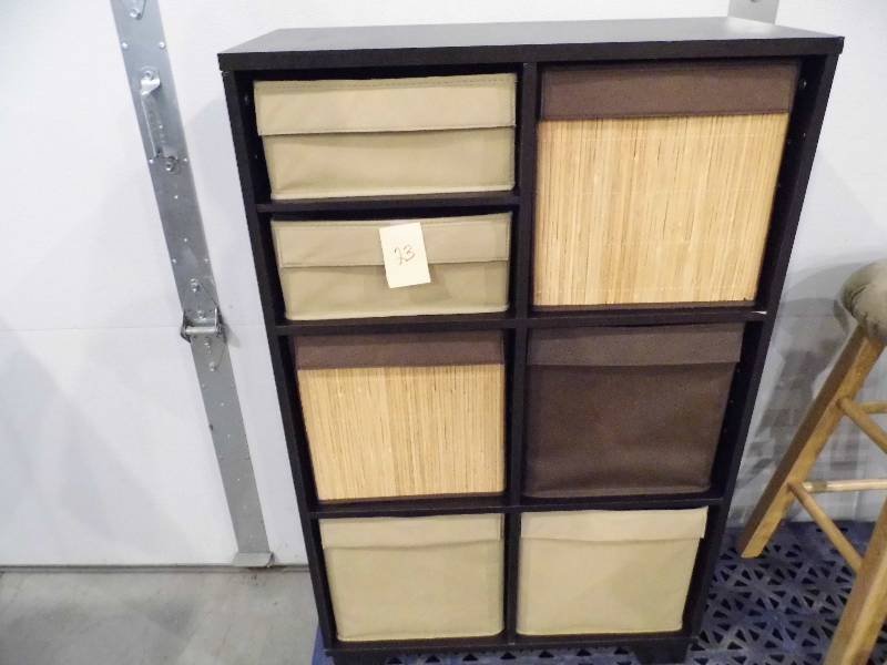 Shelf w Baskets