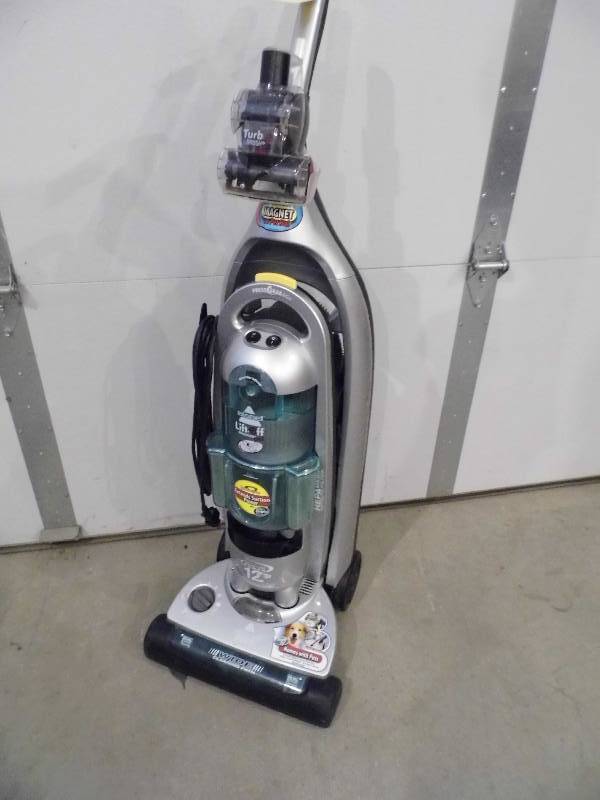 Bissel Lift Off Vacuum