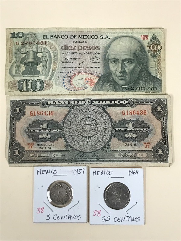 Mexico 1961 one peso bill and 1971 ...