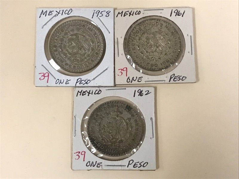 1958, 1961 and 1962 silver pesos...