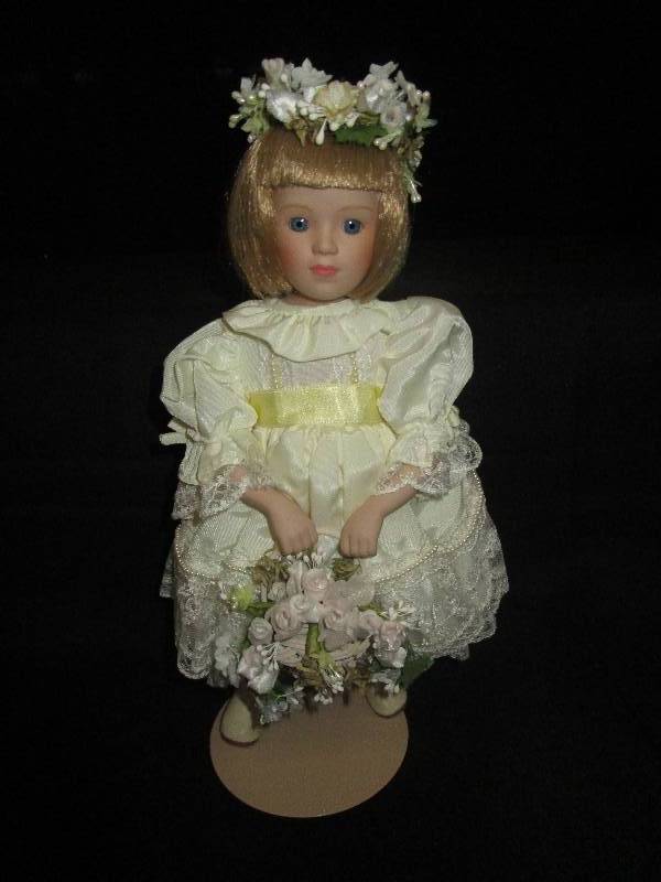 lot 178 image: Princess Dianas Flower Girl Porcelain Doll