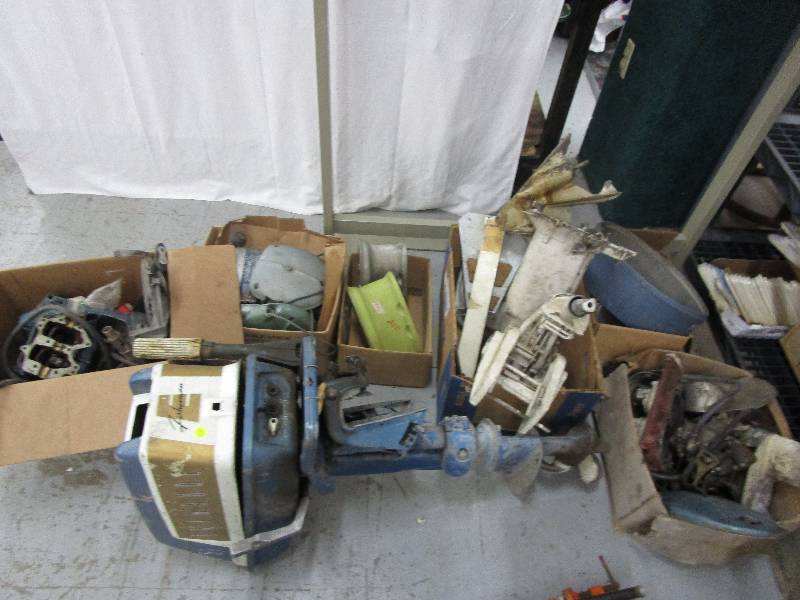 lot 200 image: Evenrud motor and all the old parts to go
