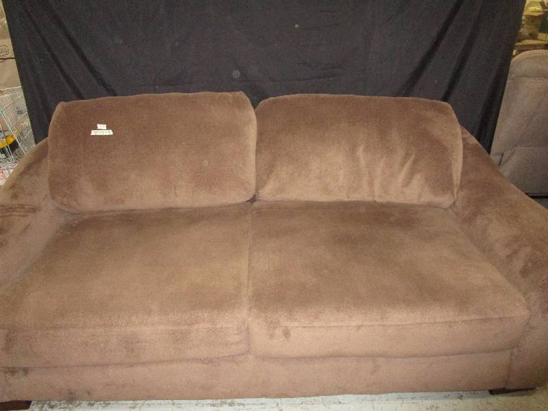 lot 201 image: Couch