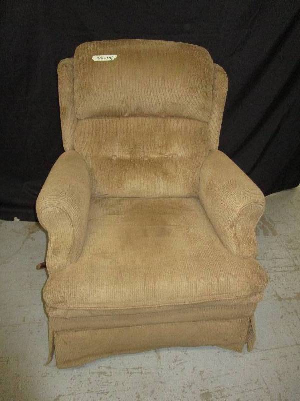 lot 203 image: Rocker Recliner Chair