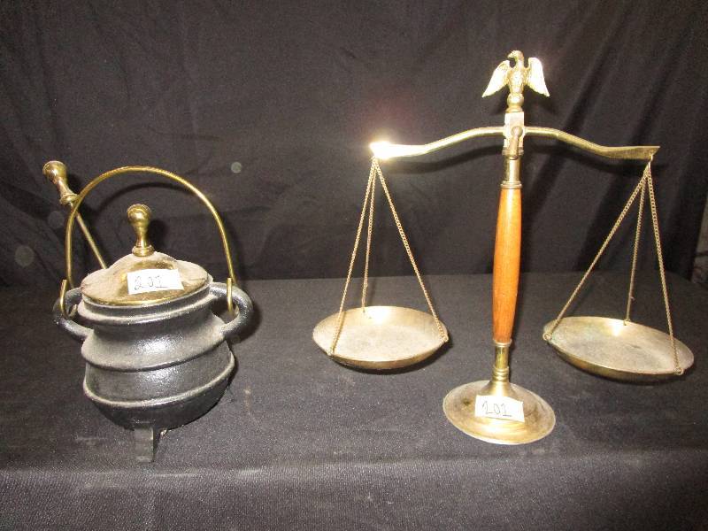 lot 211 image: Cast Iron Pot and Scale