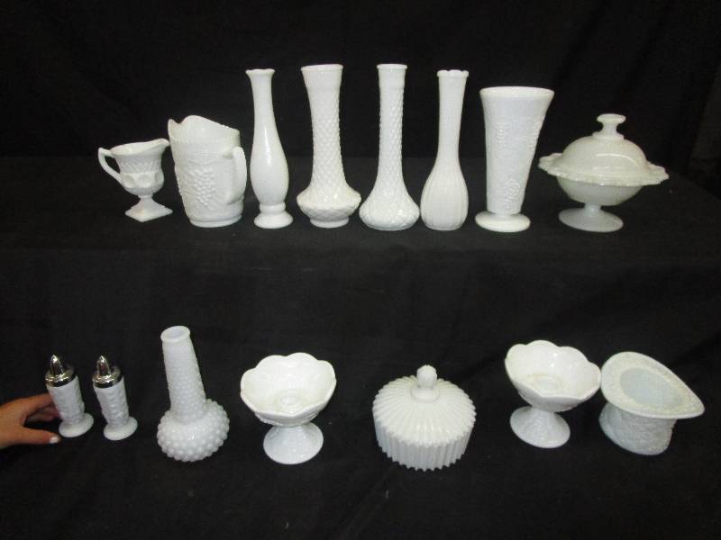 lot 222 image: Various White Glassware