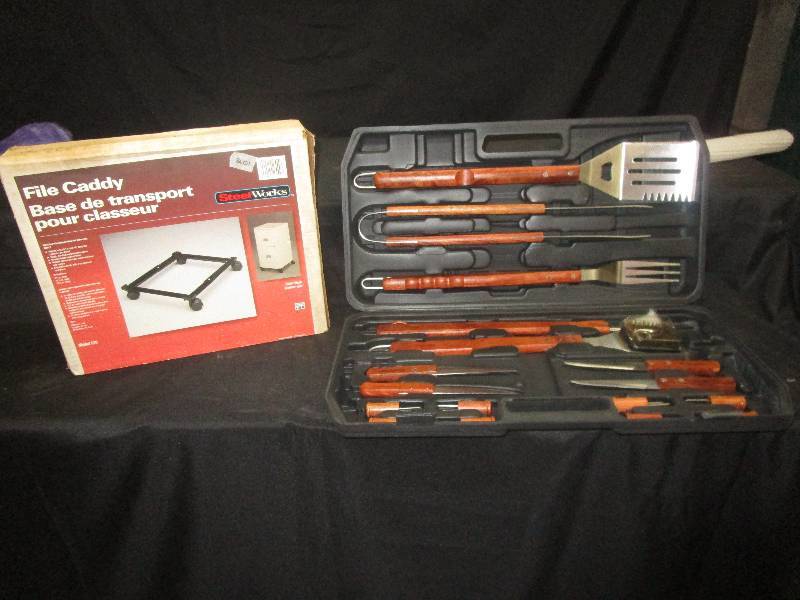 lot 236 image: File Caddy and Grill Set