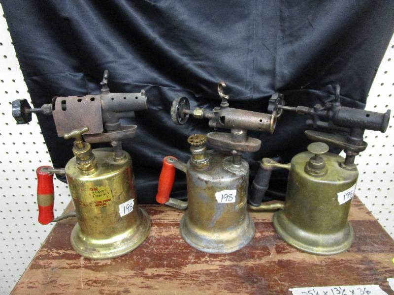 lot 21 image: 3 Antique Torches Some Brass, Some With Handles, See Pictures