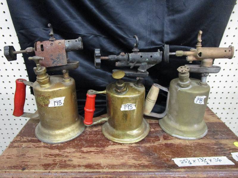 lot 22 image: 3 Antique Torches Some Brass, Some With Handles, See Pictures