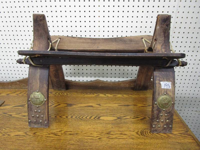 lot 25 image: Camel Saddle