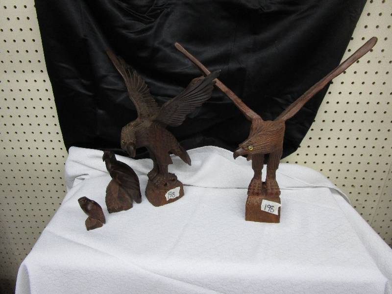 lot 26 image: 2 Hand Carved Wooden Eagles, 1 Has Little Damage (See Pictures) Width 14 Height 14 12, 13 12 X 13 12