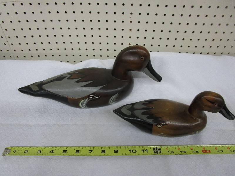 lot 36 image: 2 Wood Ducks