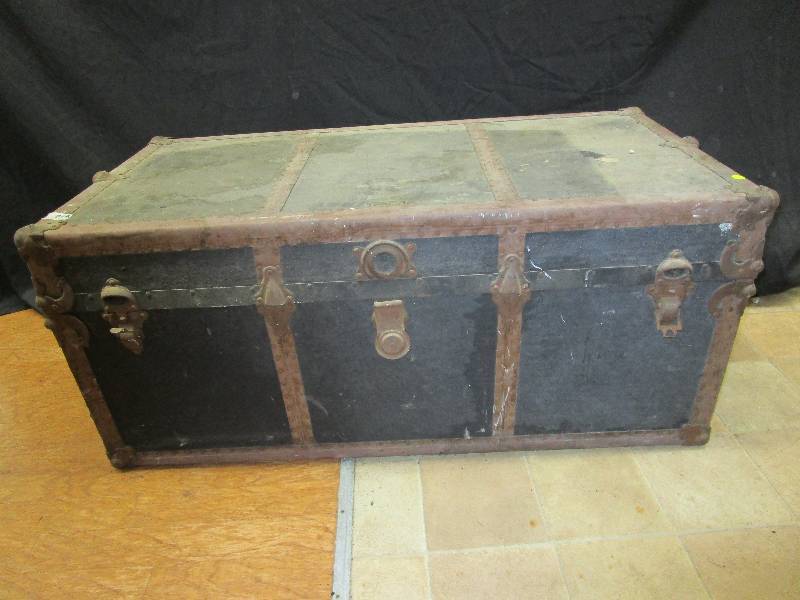 lot 57 image: Old Antique Trunk 44 12 X 22 X 19 12 (Anderson Maker Minneapolis, Minnesota)