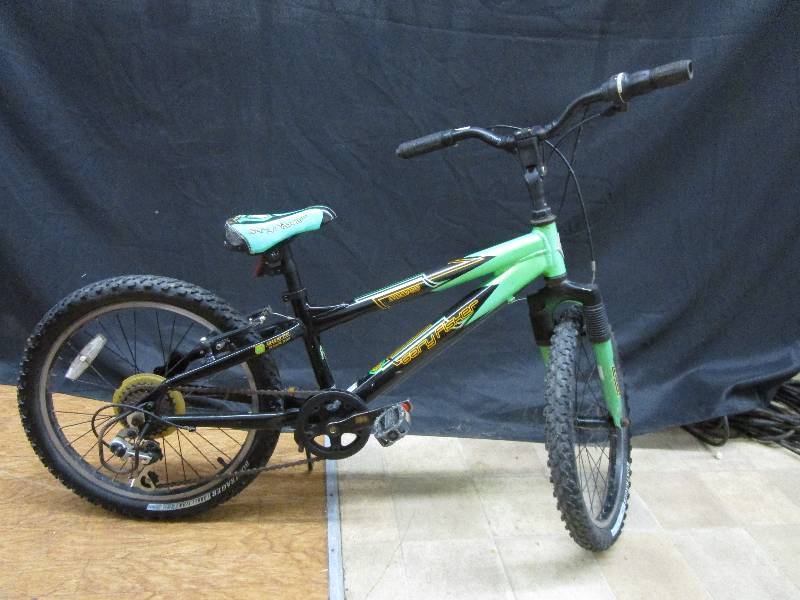 lot 64 image: Gary Fisher Bike, Multiple Speeds