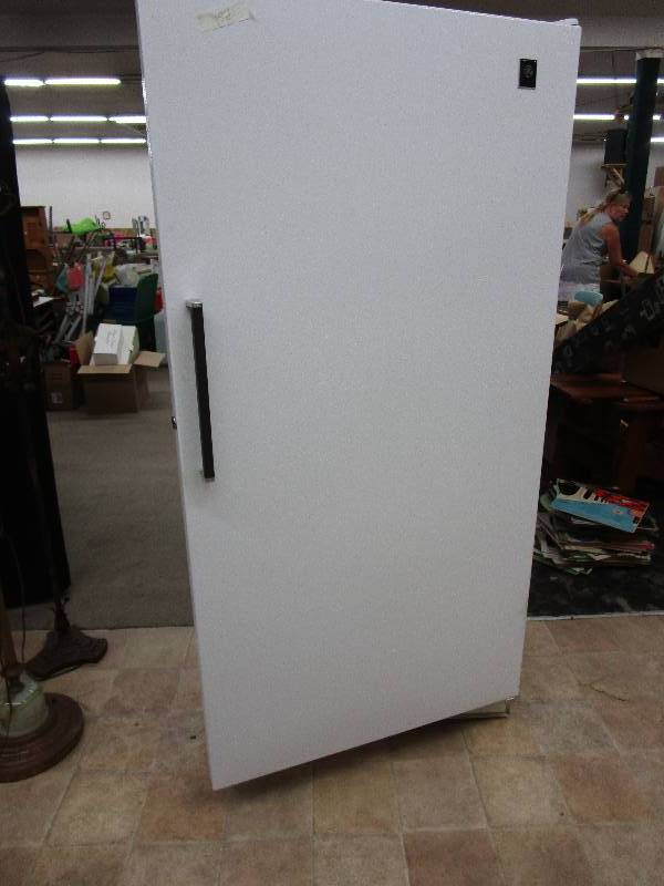 lot 76 image: Upright Freezer 28x28 12 x59 height