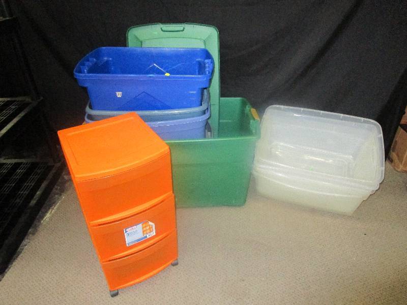 lot 106 image: 10 tubs without covers one has a cover and orange cart with drawers