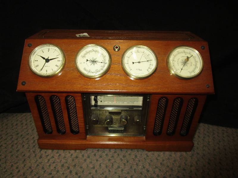 lot 139 image: Electric Clock Radio, Weather Channel, 13 X 6 X 9