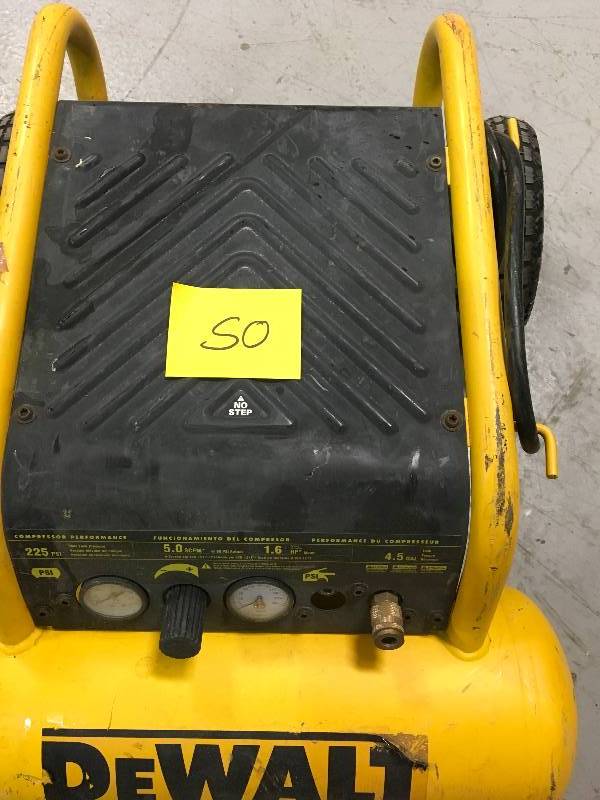 lot 50 image: Dewalt 4.5 Gal. Portable Electric Air Compressor Used in good working cond.