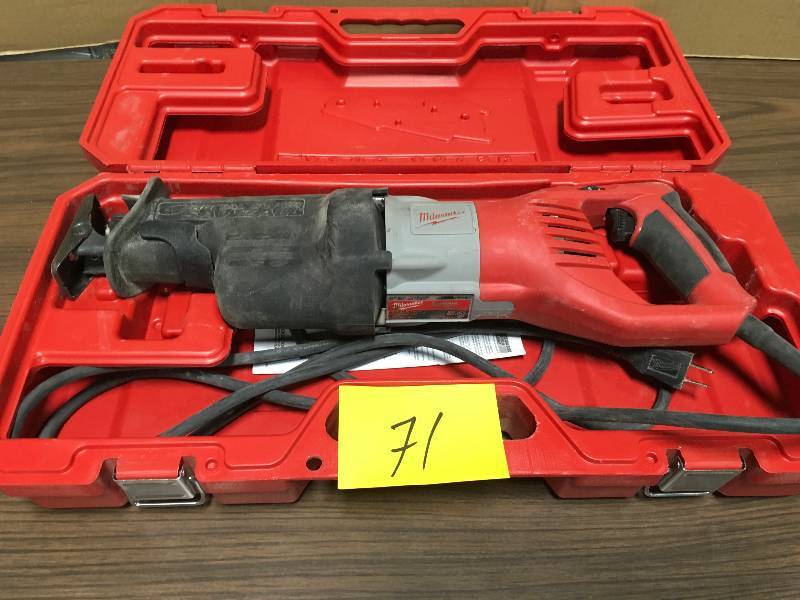 lot 71 image: Milwaukee 13 Amp 1-18 in. Stroke Sawzall Orbital Reciprocating Saw With Hard Case Used in good working cond.