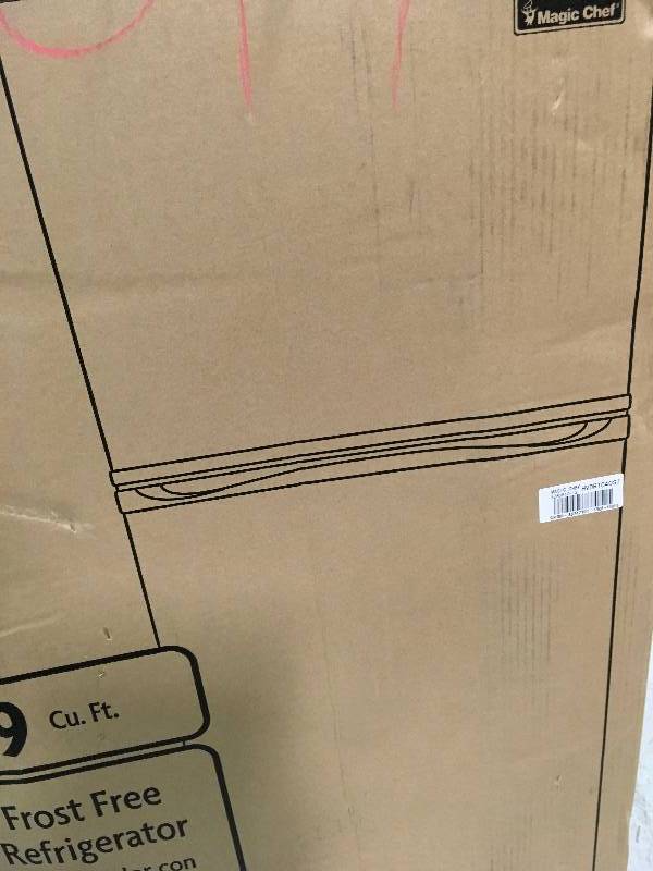 lot 96 image: Magic Chef 24 in. W 9.9 cu. ft. Top Freezer Refrigerator in Stainless Steel new
