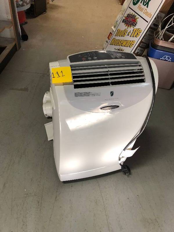 lot 111 image: Friedrich ZoneAire Series P12B 11,600 BTU Portable Air Conditioner in like new working conditions