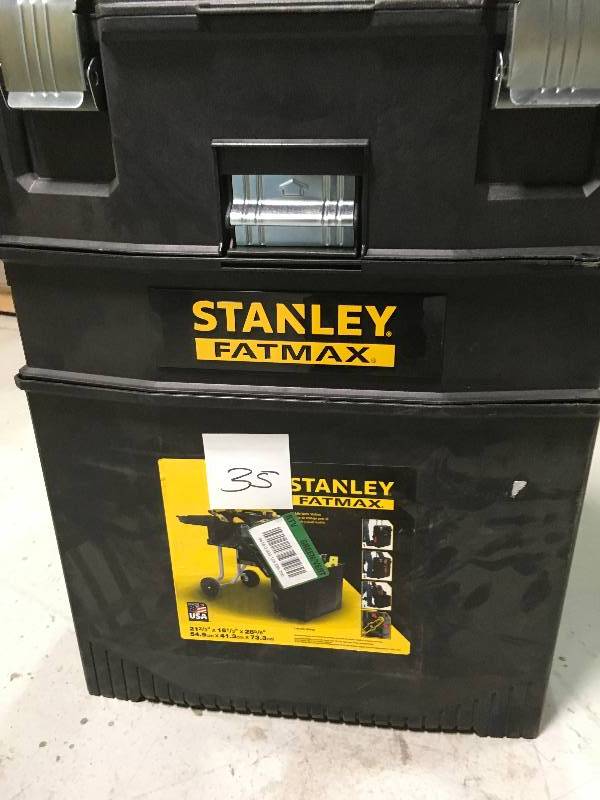lot 35 image: STANLEY 22 in. 4-in-1 Cantilever Tool Box Mobile Work Center