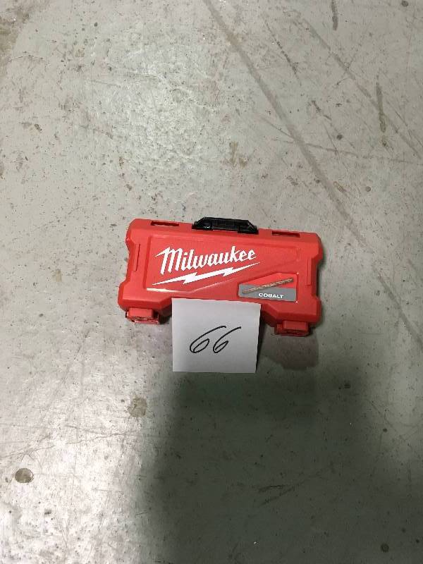 lot 66 image: Millwaukee Cobalt Red Helix Drill Bit Kit (15-Piece)