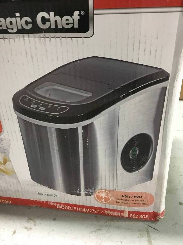 lot 93 image: Magic Chef 27 lb. Portable Countertop Ice Maker in Stainless Steel