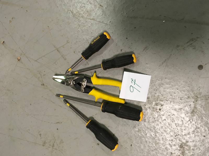 lot 97 image: Lot of 5 Misc. DeWalt Tools Shear and Screwdrivers