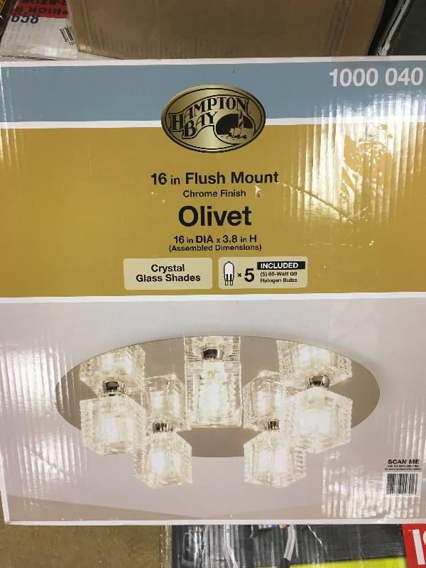 lot 51 image: Hampton Bay Olivet 16 in. 5-Light Chrome Flushmount with Cube Glass Shades New