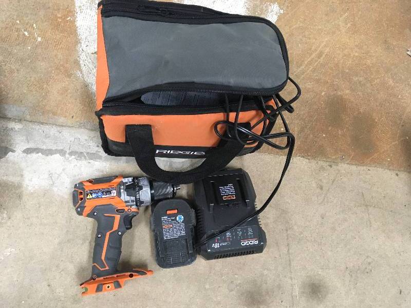 lot 58 image: Ridgid 18-Volt Lithium-Ion 12 in. Cordless Brushless Compact Hammer Drill Kit with (1) 2.0Ah Batteries, Charger and Bag in working conditions