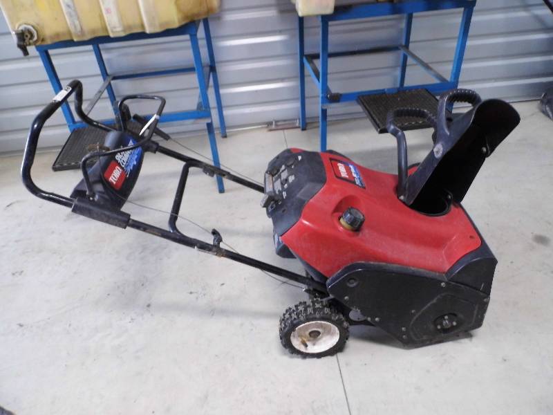 Toro Snow Thrower