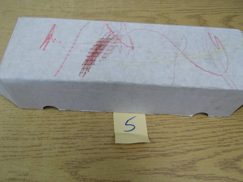 lot 5 image: Box of Sports Cards