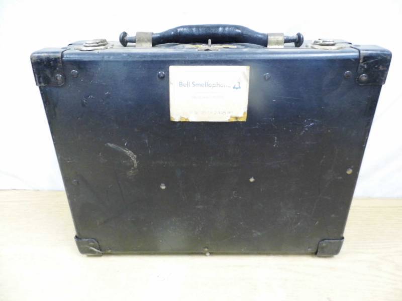 lot 50 image: Case