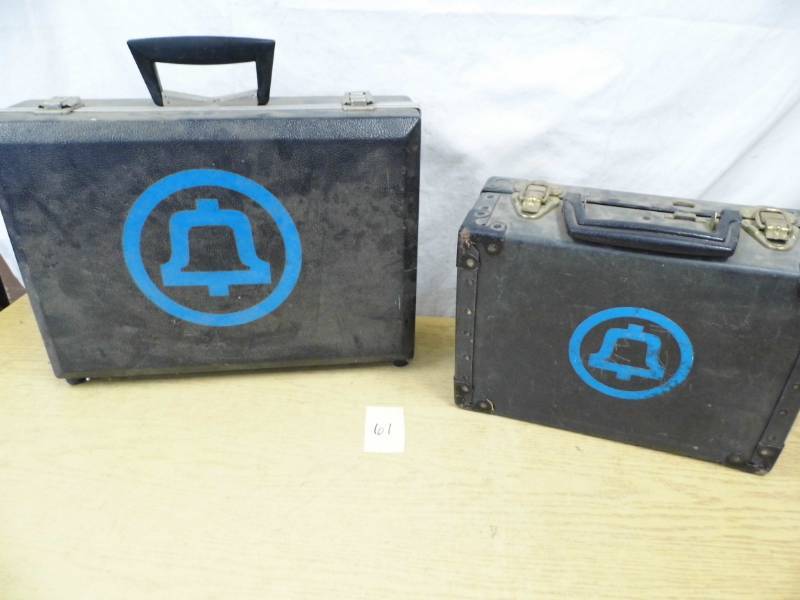 lot 61 image: 2 Bell Phone Cases